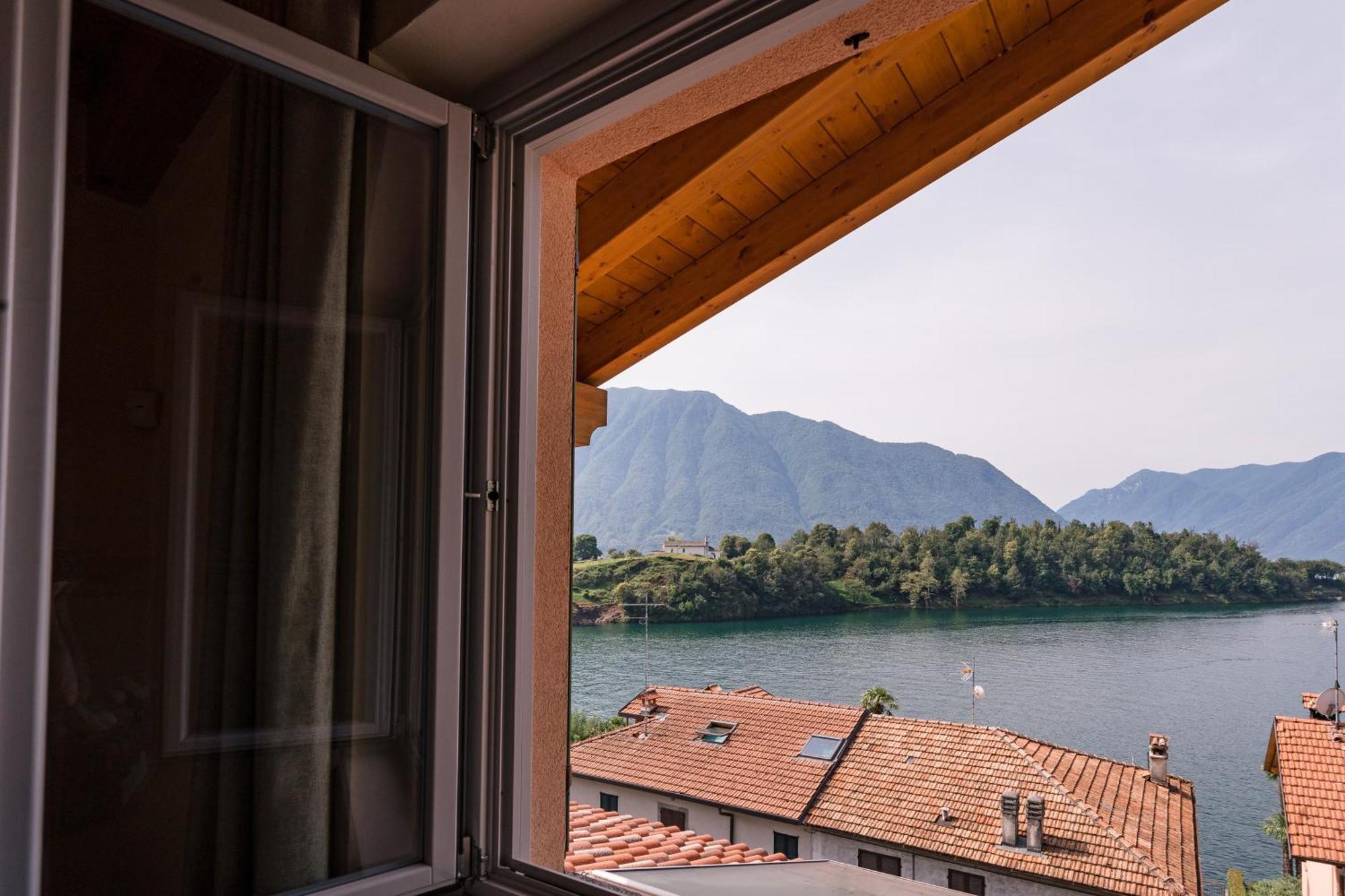 Comacina Villa Como Buitenkant foto